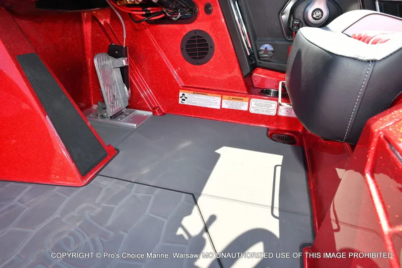 Slide: The Image of Ranger Z520R 2026 - 44