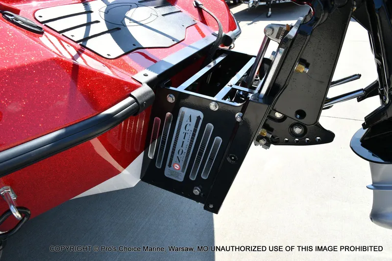 Slide: The Image of Ranger Z520R 2026 - 7