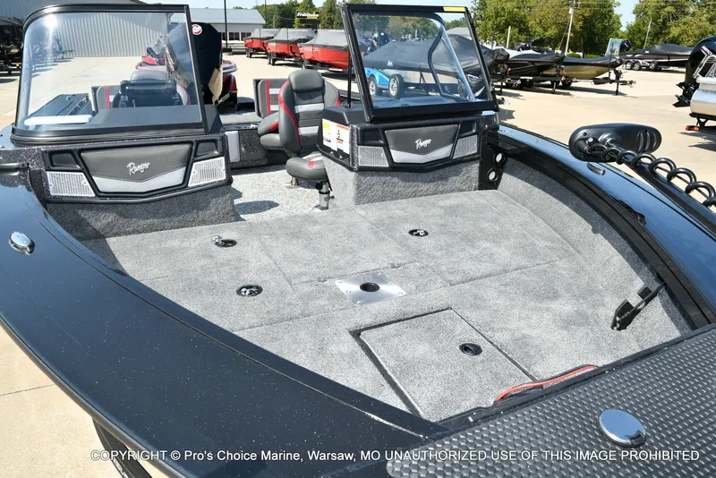 Slide: The Image of Ranger VX1888 w/225HP Pro-XS 2026 - 29