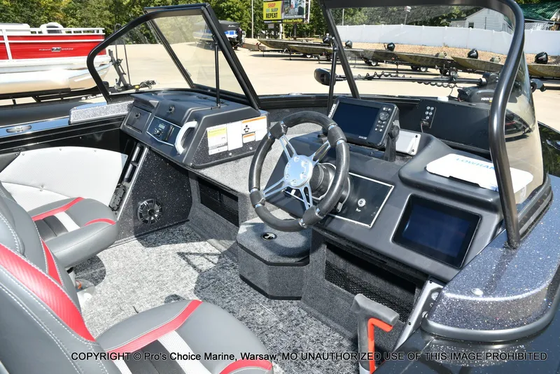 Slide: The Image of Ranger VX1888 w/225HP Pro-XS 2026 - 31