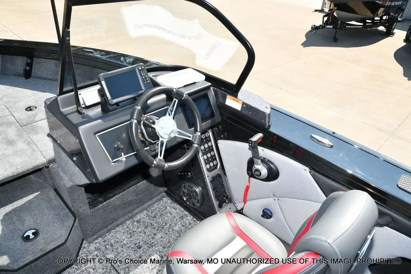 Slide: The Image of Ranger VX1888 w/225HP Pro-XS 2026 - 35