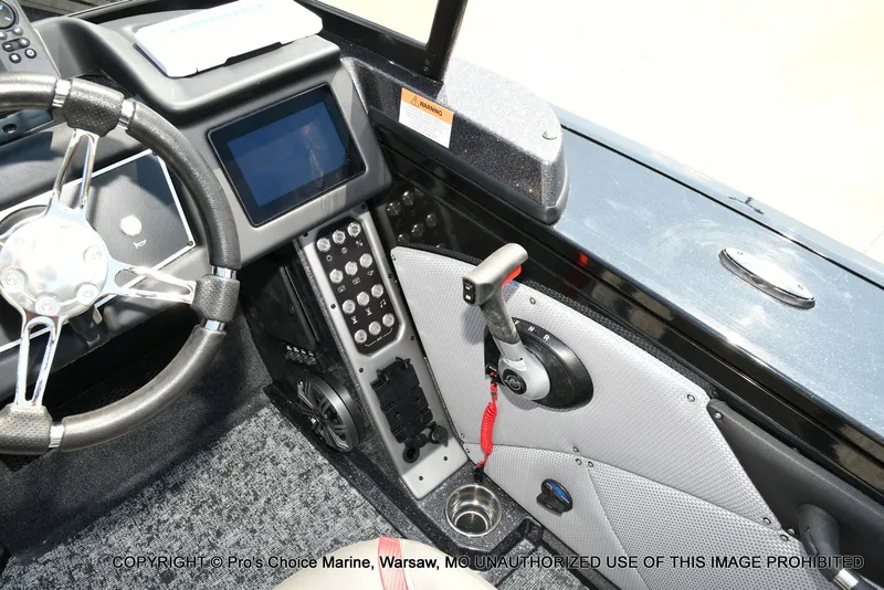 Slide: The Image of Ranger VX1888 w/225HP Pro-XS 2026 - 36