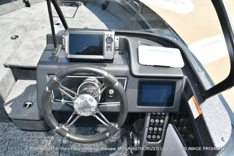 Slide: The Image of Ranger VX1888 w/225HP Pro-XS 2026 - 37