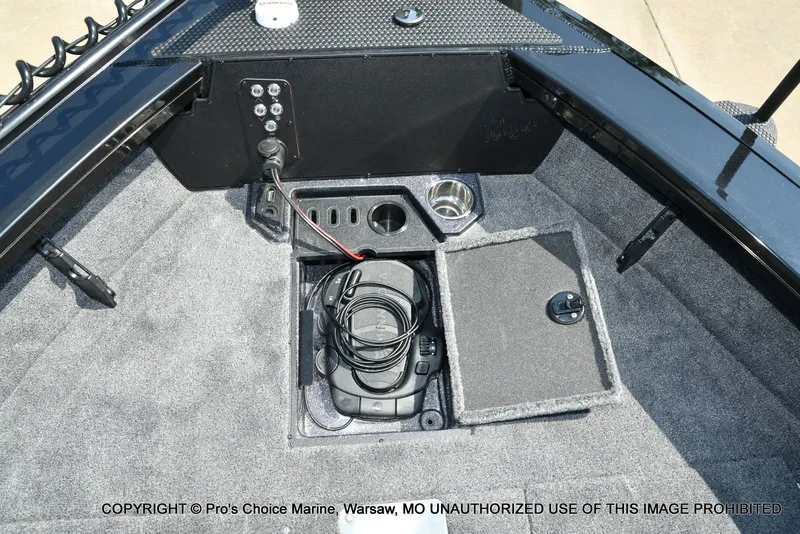 Slide: The Image of Ranger VX1888 w/225HP Pro-XS 2026 - 59