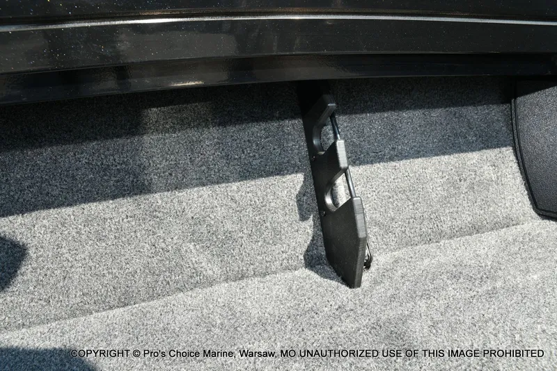 Slide: The Image of Ranger VX1888 w/225HP Pro-XS 2026 - 60