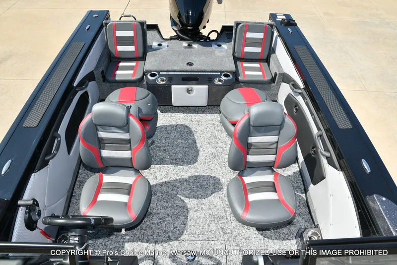 Slide: The Image of Ranger VX1888 w/225HP Pro-XS 2026 - 64