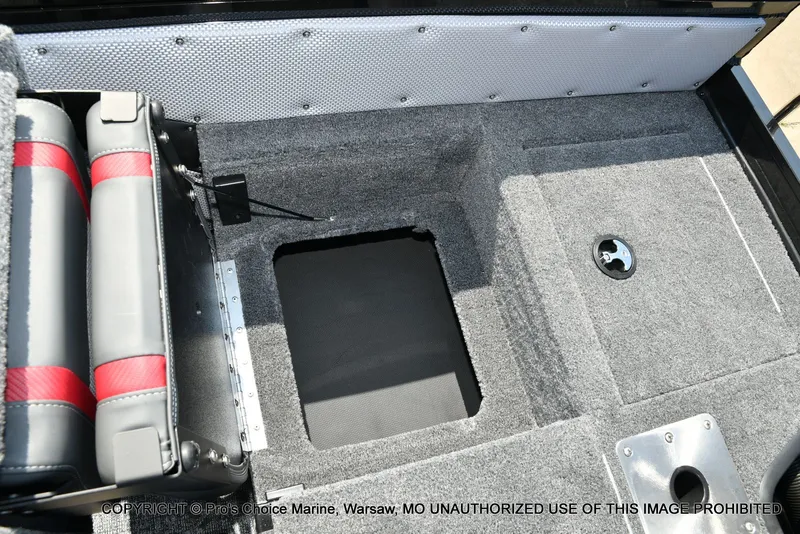 Slide: The Image of Ranger VX1888 w/225HP Pro-XS 2026 - 71