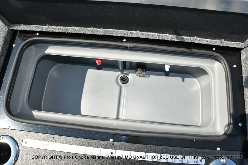 Slide: The Image of Ranger VX1888 w/225HP Pro-XS 2026 - 77