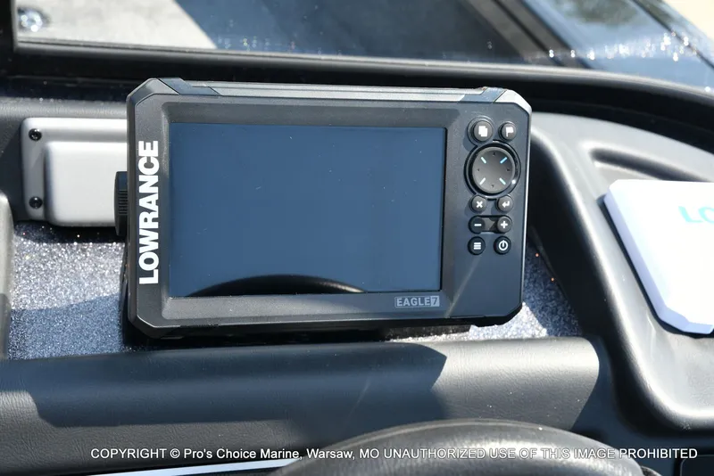 Slide: The Image of Ranger VX1888 w/225HP Pro-XS 2026 - 9