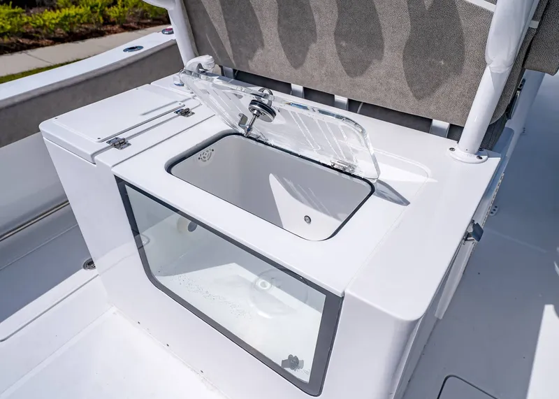 Slide: The Image of Sea Hunt Gamefish 30 Coffin Box 2026 - 16