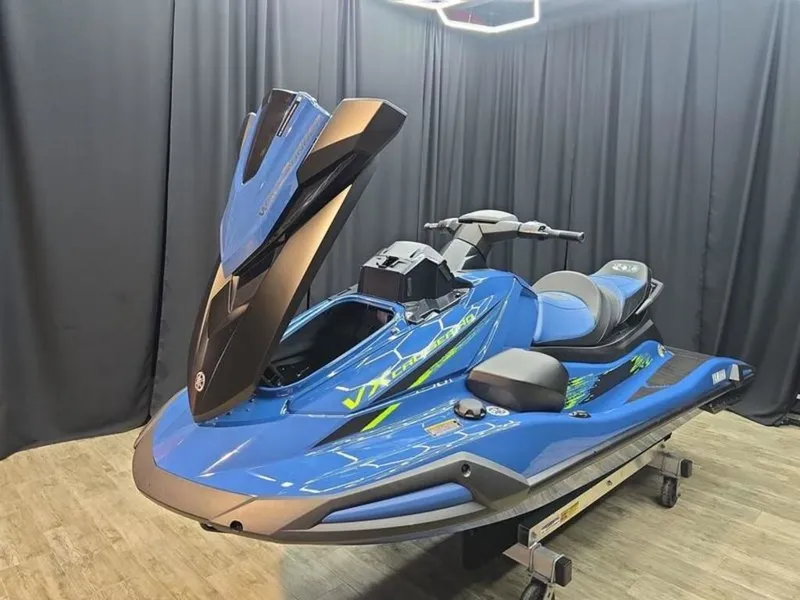 Slide: The Image of Yamaha VX Cruiser® HO 2025 - 5