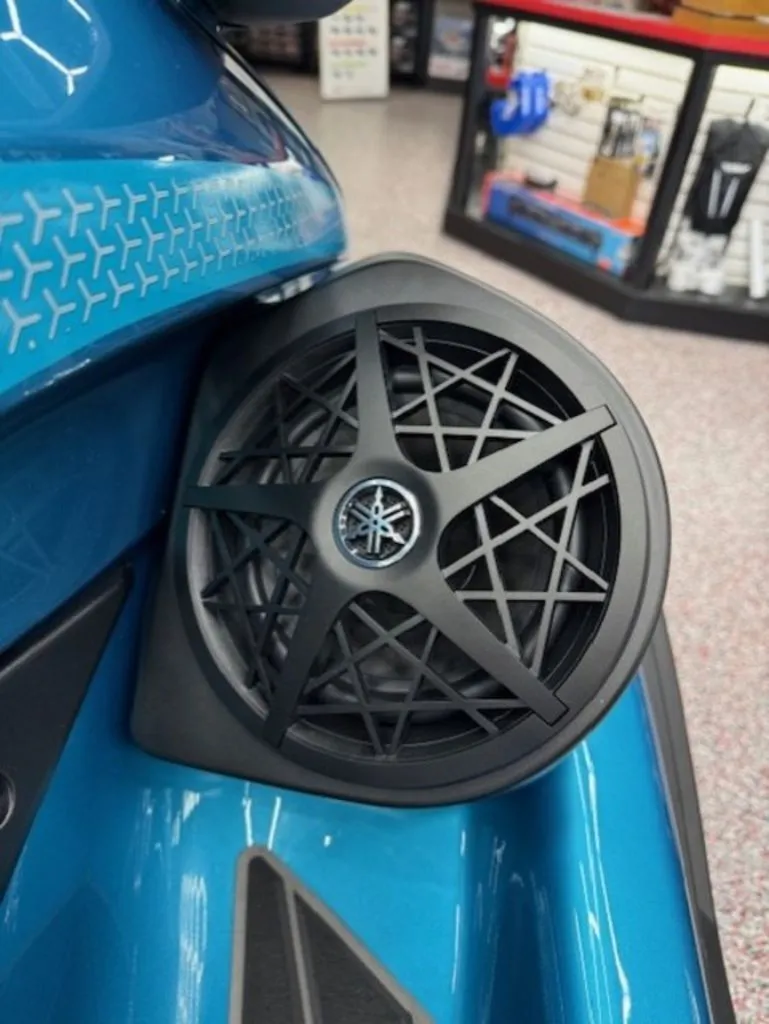 Slide: The Image of Yamaha FX Cruiser SVHO® 2026 - 8