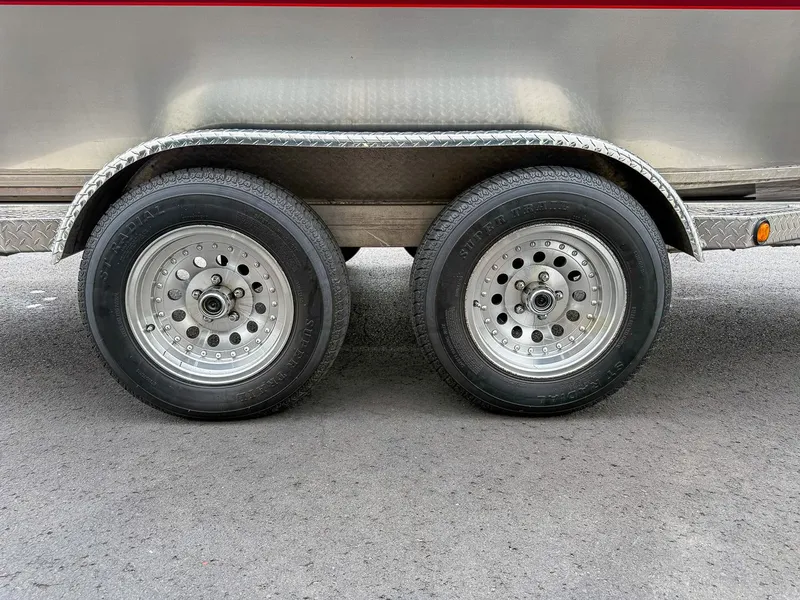 Slide: The Image of North River 21 Commander 2005 - 19