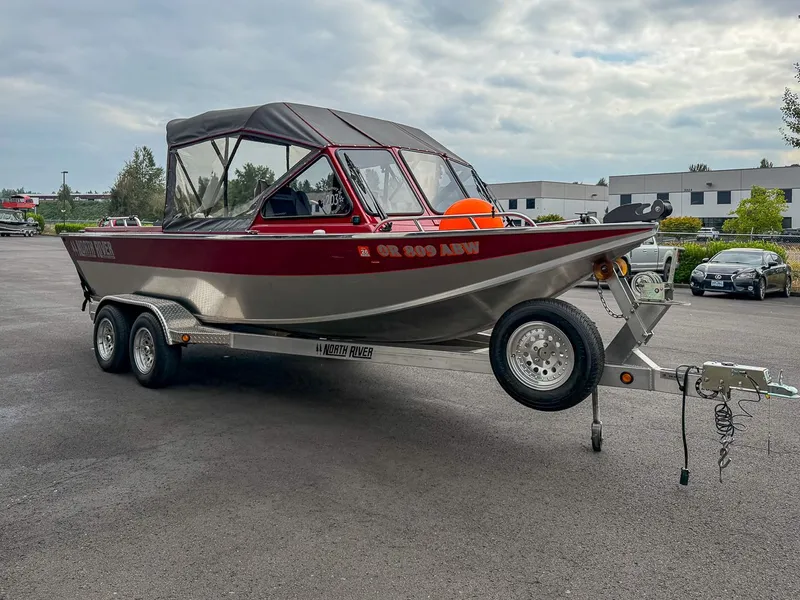 Slide: The Image of North River 21 Commander 2005 - 7