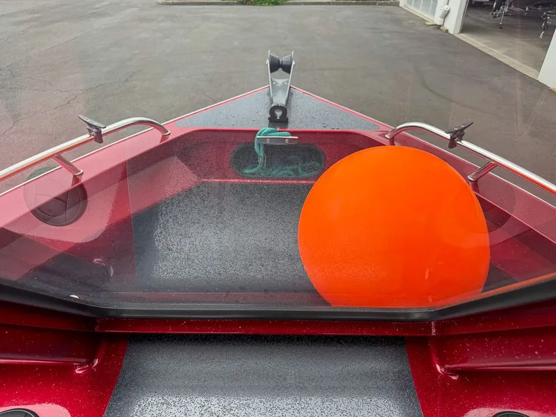 Slide: The Image of North River 21 Commander 2005 - 9