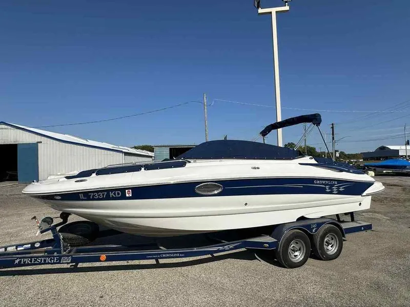 Slide: The Image of Crownline Boats 240 EX 2006 - 21