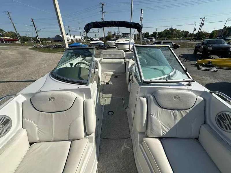 Slide: The Image of Crownline Boats 240 EX 2006 - 7