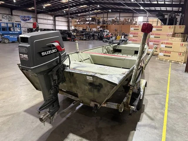 Slide: The Image of Lowe 1650 W/Suzuki 25 1994 - 4