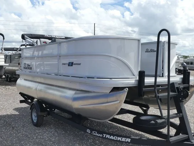 Slide: The Image of Sun Tracker Party Barge 16 DLX 2026 - 3