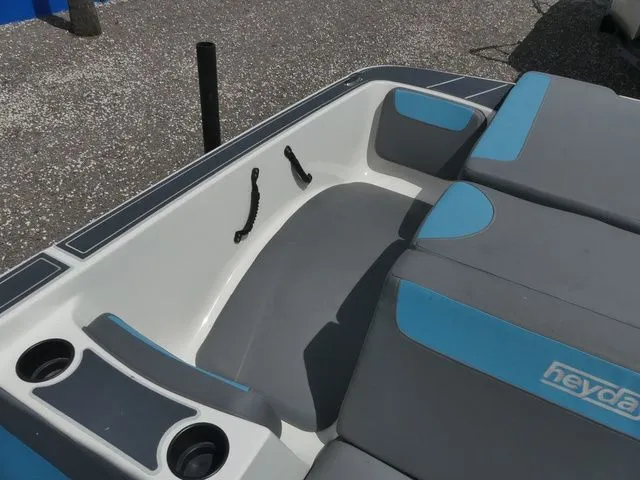 Slide: The Image of Heyday Wake Boats WT-2 2018 - 14