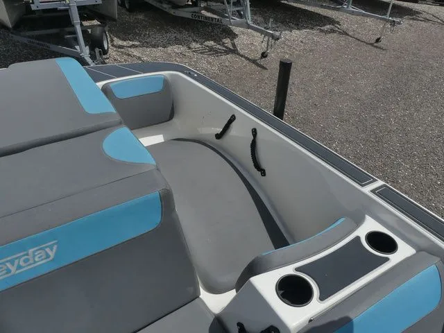 Slide: The Image of Heyday Wake Boats WT-2 2018 - 15