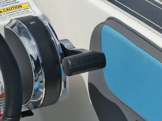 Slide: The Image of Heyday Wake Boats WT-2 2018 - 18