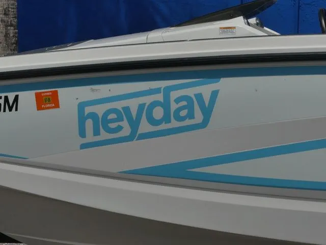 Slide: The Image of Heyday Wake Boats WT-2 2018 - 8