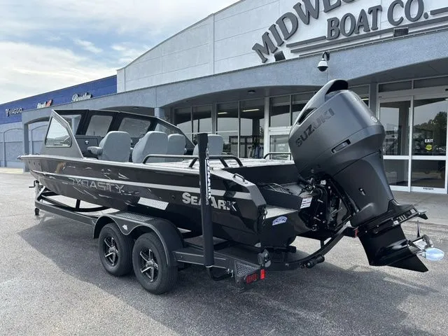 Slide: The Image of SeaArk Dynasty 2.0 2026 - 11