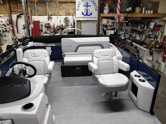 Slide: The Image of Lowe SS230DV 2026 - 6