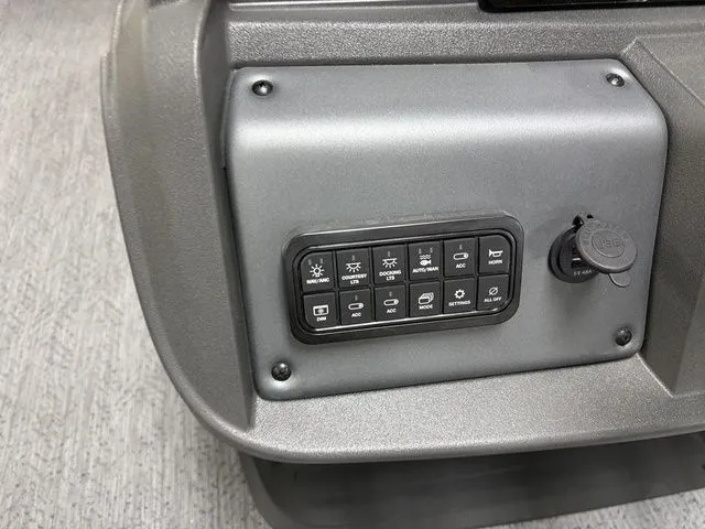 Slide: The Image of Sun Tracker Fishin' Barge 20 DLX 2026 - 18