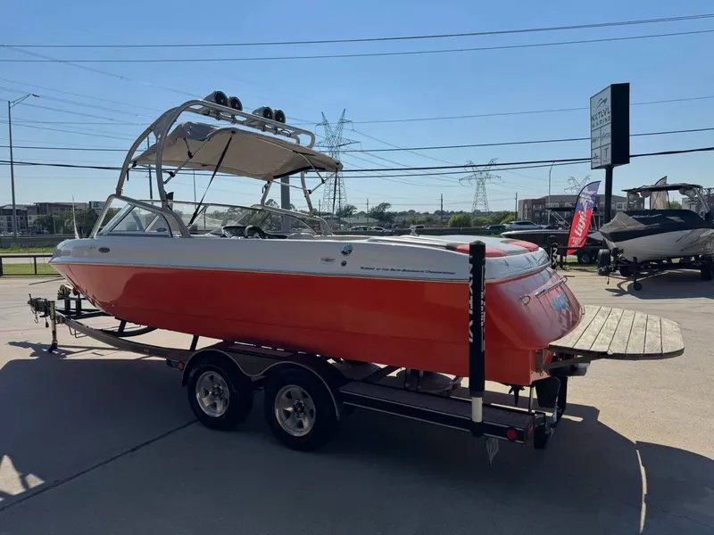 Slide: The Image of Tigé 24V 2003 - 5