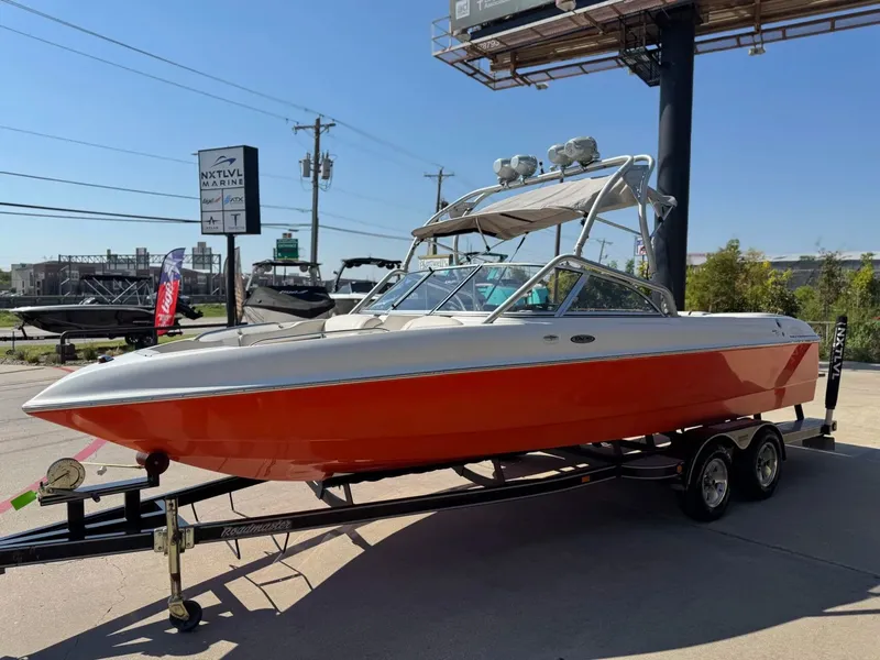 Slide: The Image of Tigé 24V 2003 - 6