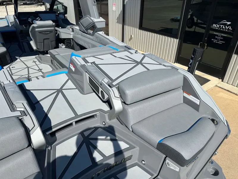 Slide: The Image of Nautique Super Air Nautique G23 Paragon 2026 - 17