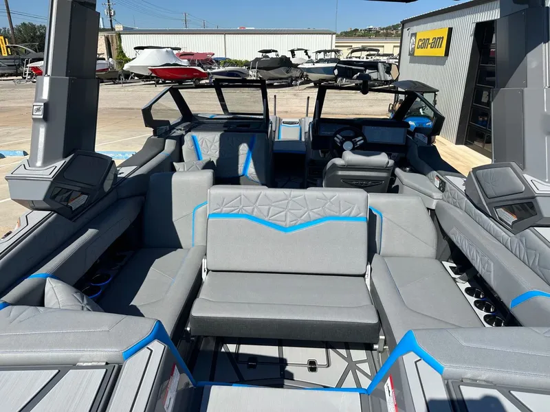 Slide: The Image of Nautique Super Air Nautique G23 Paragon 2026 - 23