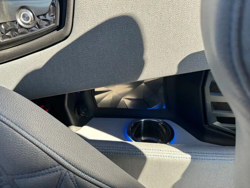 Slide: The Image of Nautique Super Air Nautique G23 Paragon 2026 - 38