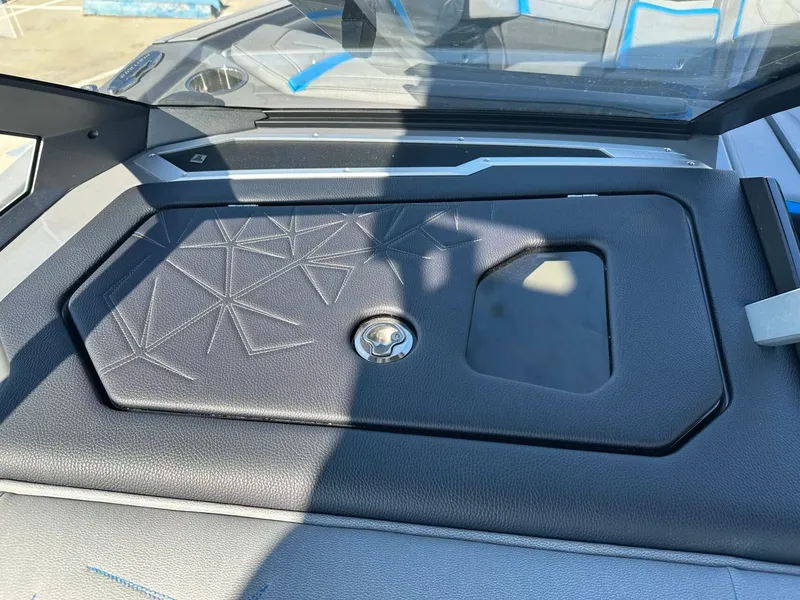 Slide: The Image of Nautique Super Air Nautique G23 Paragon 2026 - 43