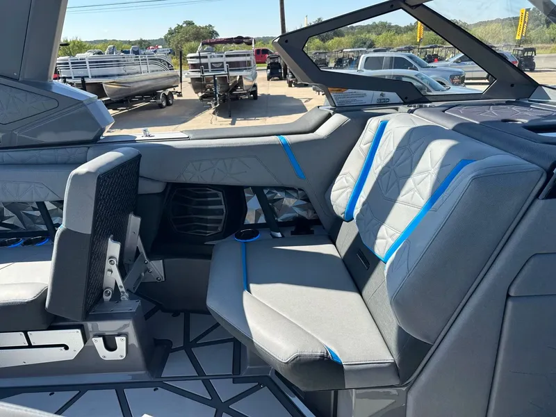 Slide: The Image of Nautique Super Air Nautique G23 Paragon 2026 - 46