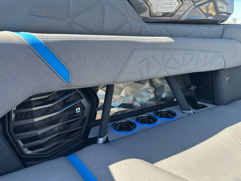 Slide: The Image of Nautique Super Air Nautique G23 Paragon 2026 - 55