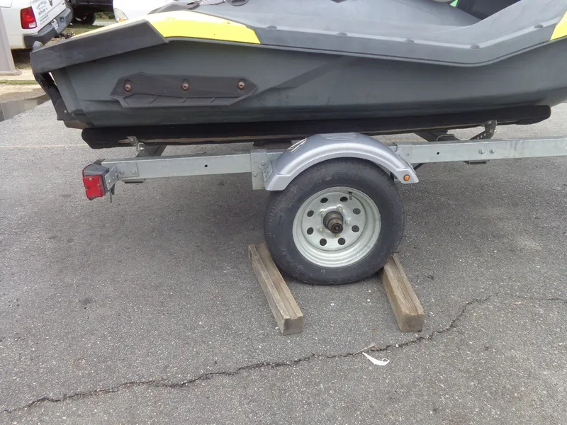 Slide: The Image of Sea-Doo Spark™ 2up 900 H.O. ACE™ 2014 - 14