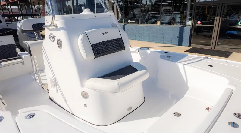 Slide: The Image of Tidewater 2110 Bay Max 2026 - 12