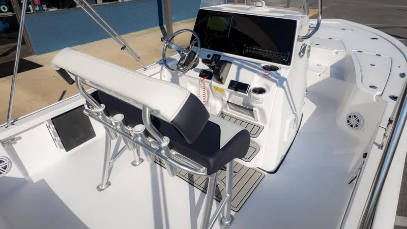 Slide: The Image of Tidewater 2110 Bay Max 2026 - 9