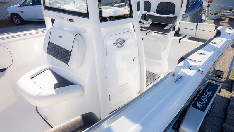 Slide: The Image of Tidewater 210 LXF 2026 - 19