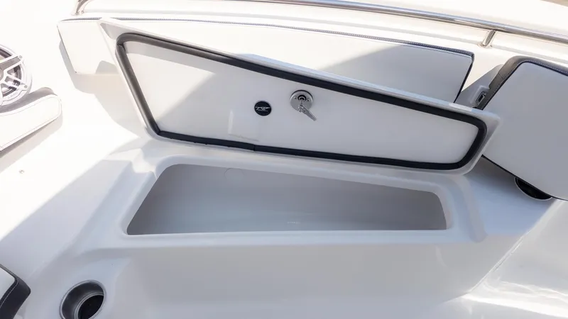 Slide: The Image of Tidewater 210 CC Adventure 2026 - 17