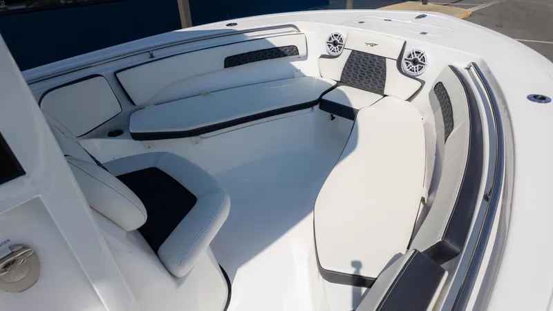 Slide: The Image of Tidewater 220 LXF 2026 - 14