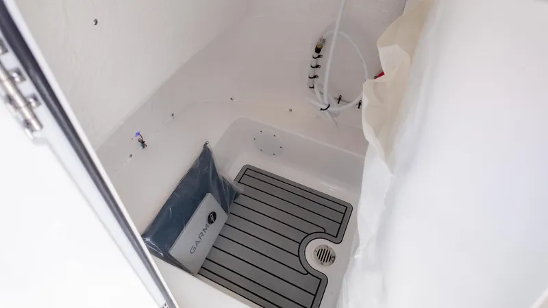 Slide: The Image of Tidewater 220 LXF 2026 - 20