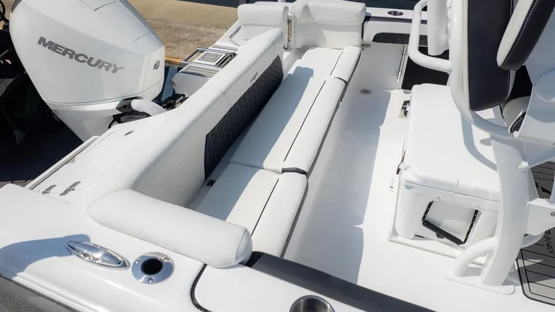 Slide: The Image of Tidewater 220 LXF 2026 - 7