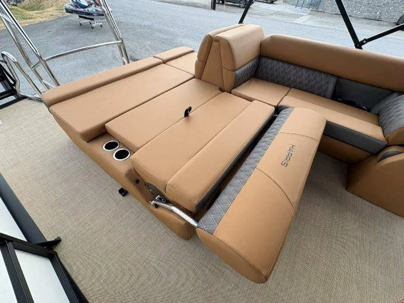 Slide: The Image of Harris CRUISER 230 SL 2026 - 25