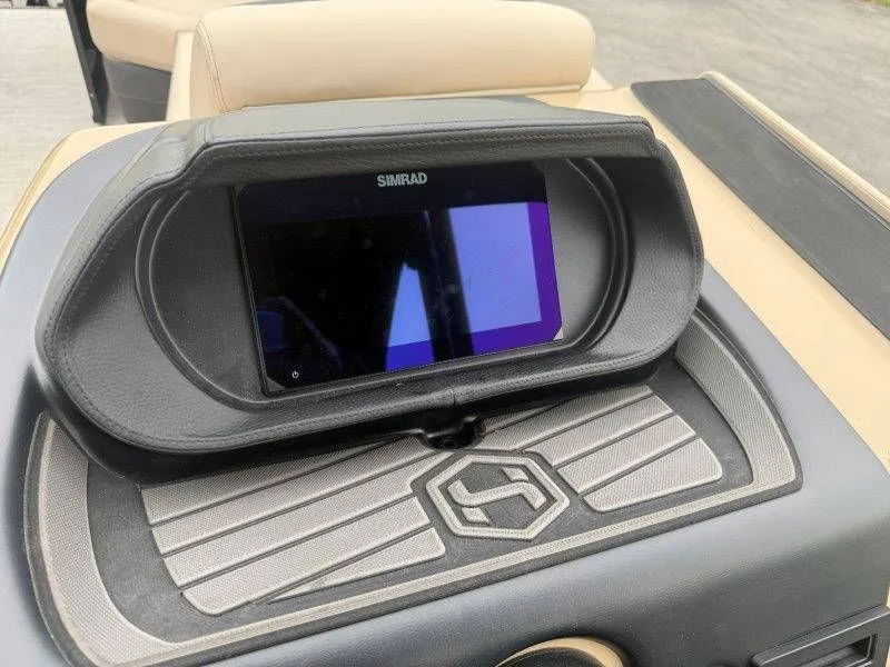 Slide: The Image of Harris Sunliner Sport 230 SLDH 2026 - 18