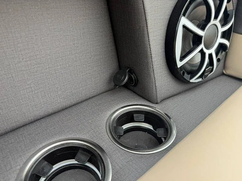 Slide: The Image of Harris Sunliner Sport 230 SLDH 2026 - 30