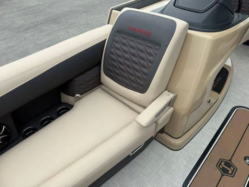 Slide: The Image of Harris Sunliner Sport 230 SLDH 2026 - 43